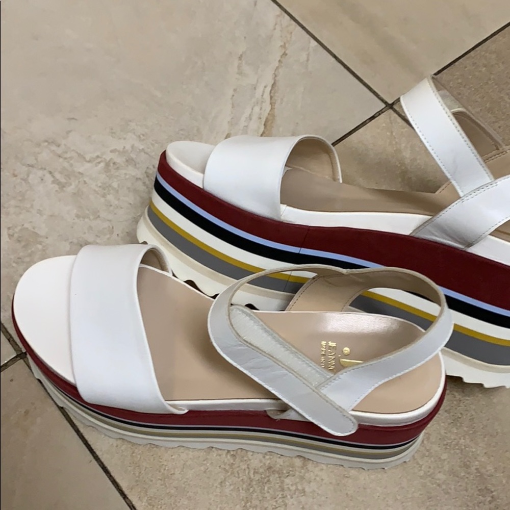 Jeannot platform sandals